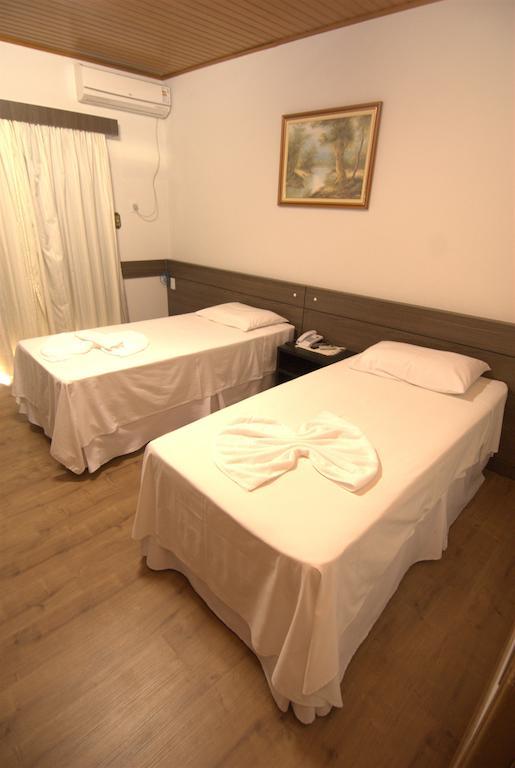 Novo Hotel Tinho Rio do Sul Habitación foto